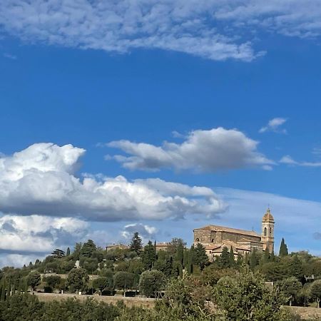 Il Tramonto Lägenhet Montalcino Exteriör bild