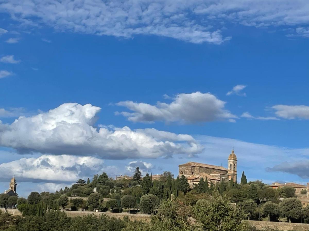 Il Tramonto Lägenhet Montalcino Exteriör bild